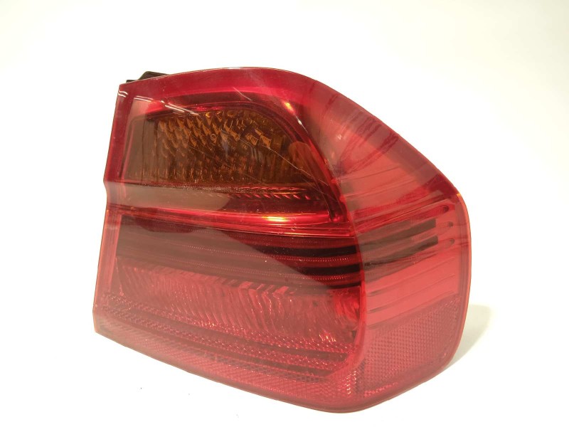 Recambio de piloto trasero derecho para bmw serie 3 berlina (e90) 318d referencia OEM IAM 6937458  63216937458