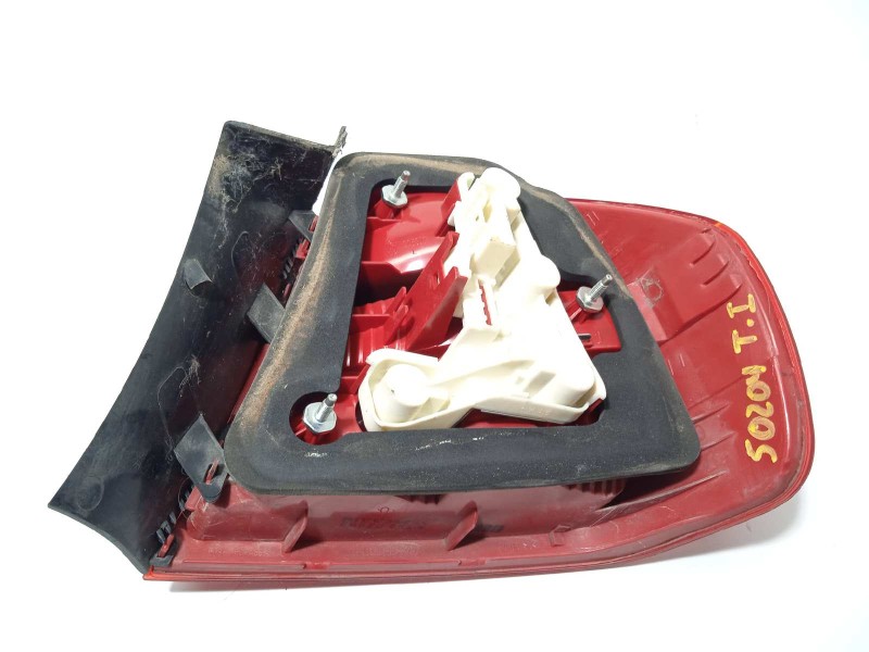 Recambio de piloto trasero izquierdo para bmw serie 3 berlina (e90) 318d referencia OEM IAM 6937457  63216937457