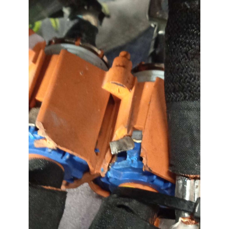 Recambio de modulo electronico para peugeot 308 1.6 allure hybrid referencia OEM IAM 9842165980  