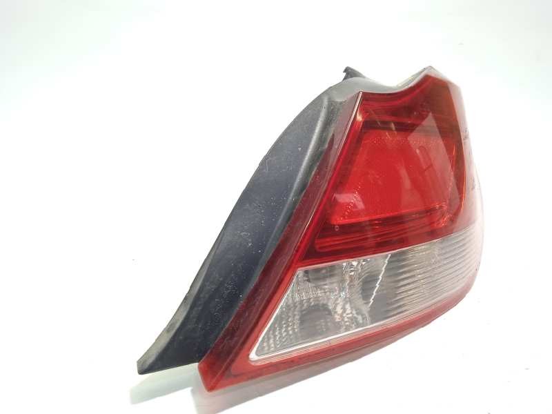 Recambio de piloto trasero derecho para opel insignia berlina sport referencia OEM IAM 13279628  