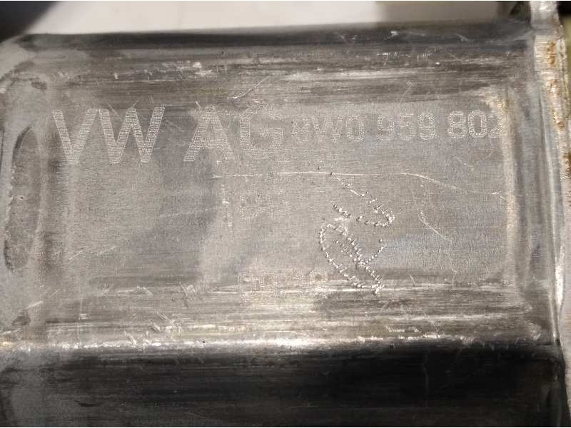 Recambio de elevalunas trasero derecho para audi a5 sportback (f5a) sport referencia OEM IAM 8W0839462 0130822704 8W0959802