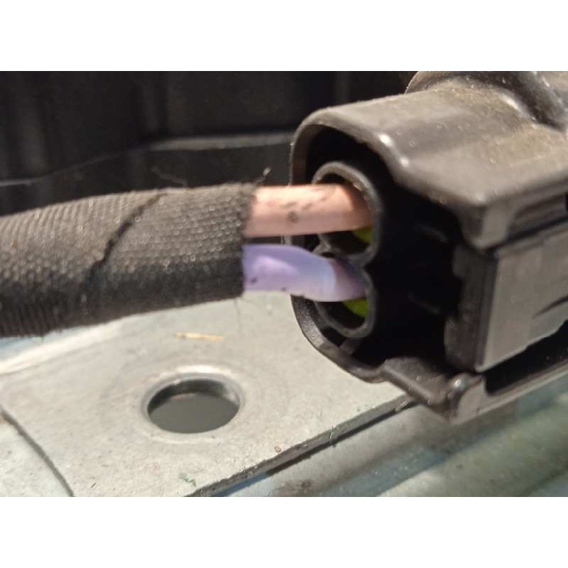 Recambio de elevalunas delantero derecho para renault captur life referencia OEM IAM 807200713R  