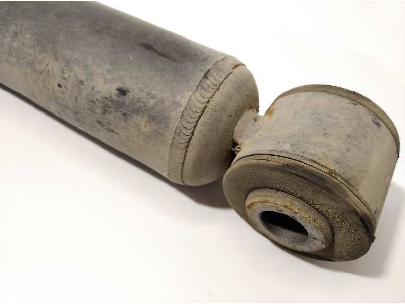 Recambio de amortiguador trasero izquierdo para renault captur 0.9 energy referencia OEM IAM 562105955R  