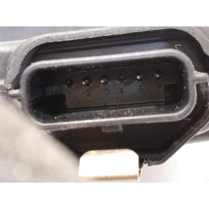 Recambio de cerradura puerta delantera derecha para renault captur 0.9 energy referencia OEM IAM 805022764R  