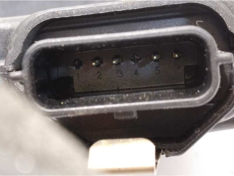 Recambio de cerradura puerta delantera derecha para renault captur 0.9 energy referencia OEM IAM 805022764R  