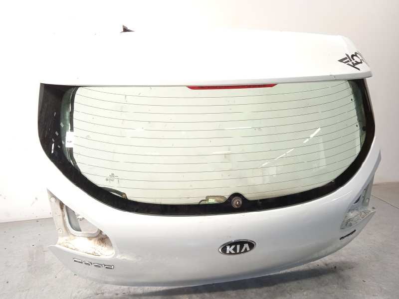 Recambio de porton trasero para kia cee´d 1.4 crdi cat referencia OEM IAM 73700A2000  