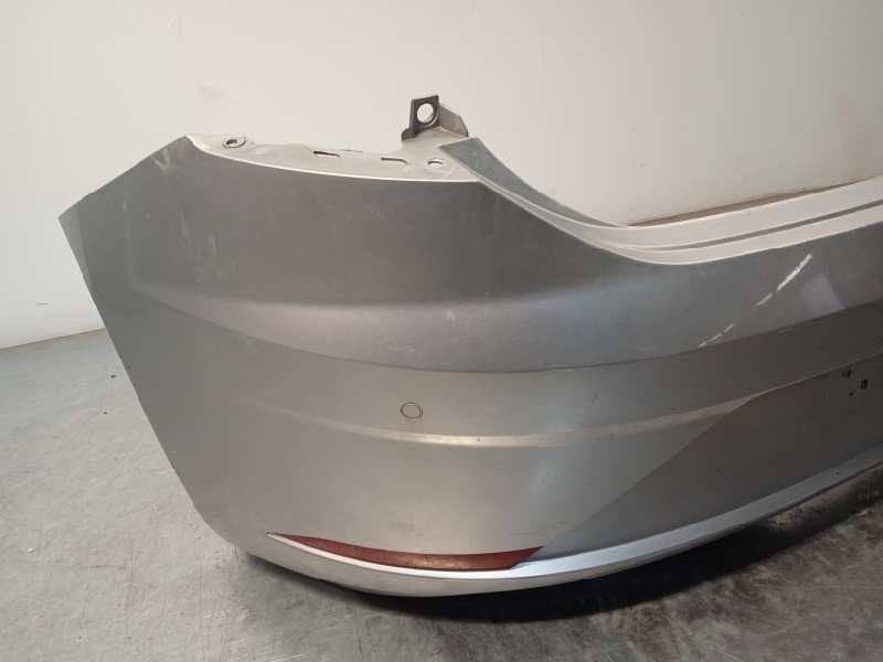 Recambio de paragolpes trasero para seat leon (5f1) 1.2 tsi referencia OEM IAM 5F0807421N  5F0807421NGRU