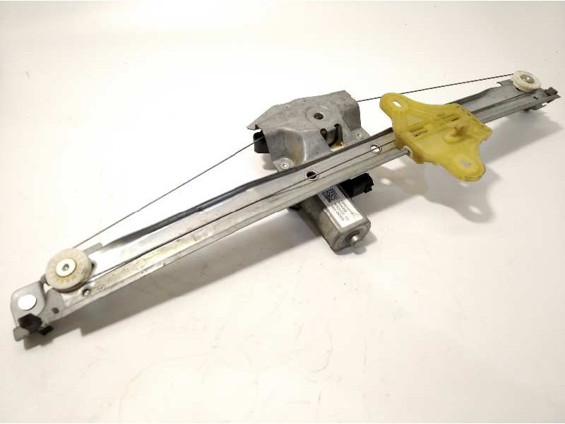 Recambio de elevalunas delantero derecho para renault captur 0.9 energy referencia OEM IAM 128001471B  