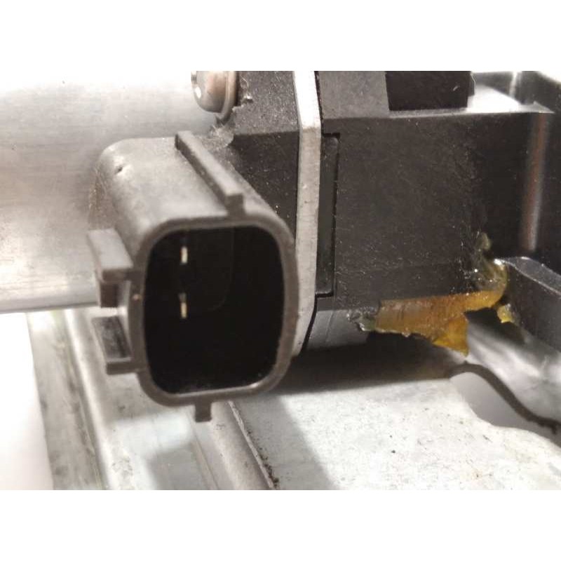 Recambio de elevalunas trasero izquierdo para renault captur 0.9 energy referencia OEM IAM 128001472B  9030318C