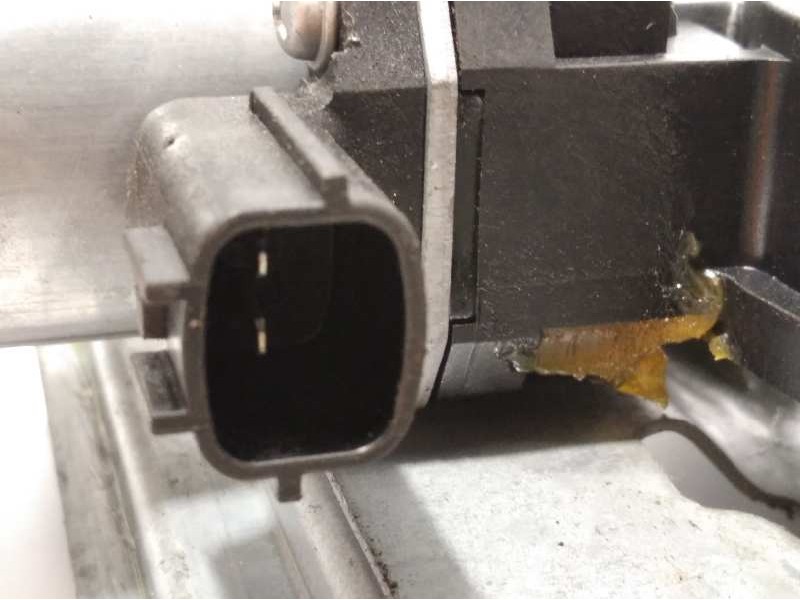 Recambio de elevalunas trasero izquierdo para renault captur 0.9 energy referencia OEM IAM 128001472B  9030318C