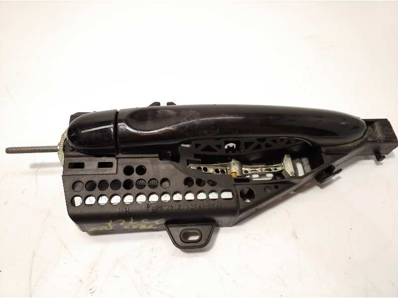 Recambio de maneta exterior trasera derecha para renault captur 0.9 energy referencia OEM IAM NOREF  