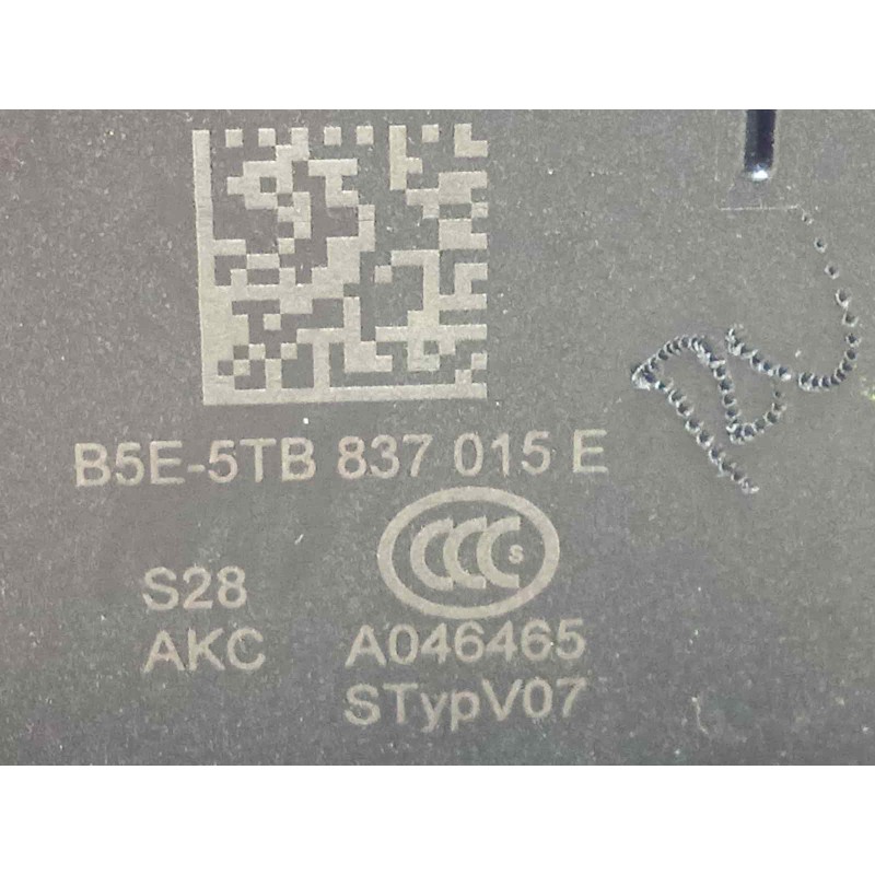 Recambio de cerradura puerta delantera izquierda para volkswagen passat variant (cb5) 2.0 bluemotion referencia OEM IAM 5TB83701