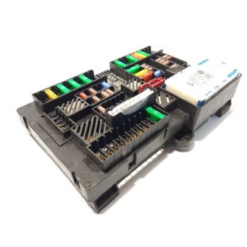 CAJA RELES / FUSIBLES 61146828076 