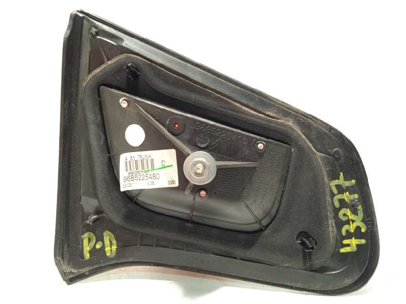 Recambio de piloto trasero derecho interior para citroën c3 selection referencia OEM IAM 9685225480  9803934280