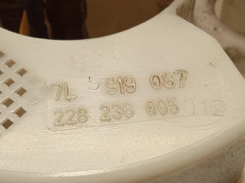 Recambio de bomba combustible para porsche cayenne (typ 9pa1) s referencia OEM IAM 7L5919087  228236005012