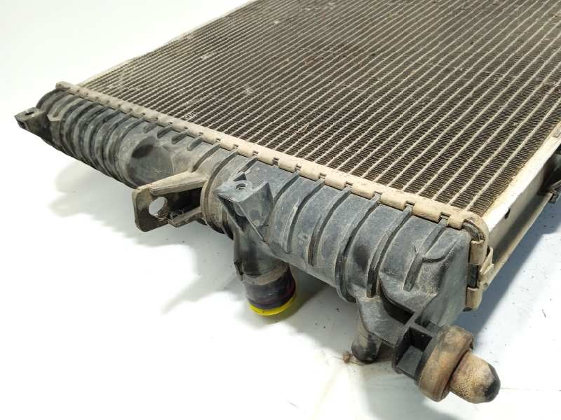 Recambio de radiador agua para land rover discovery (lt) 2.5 turbodiesel referencia OEM IAM PCC001050  