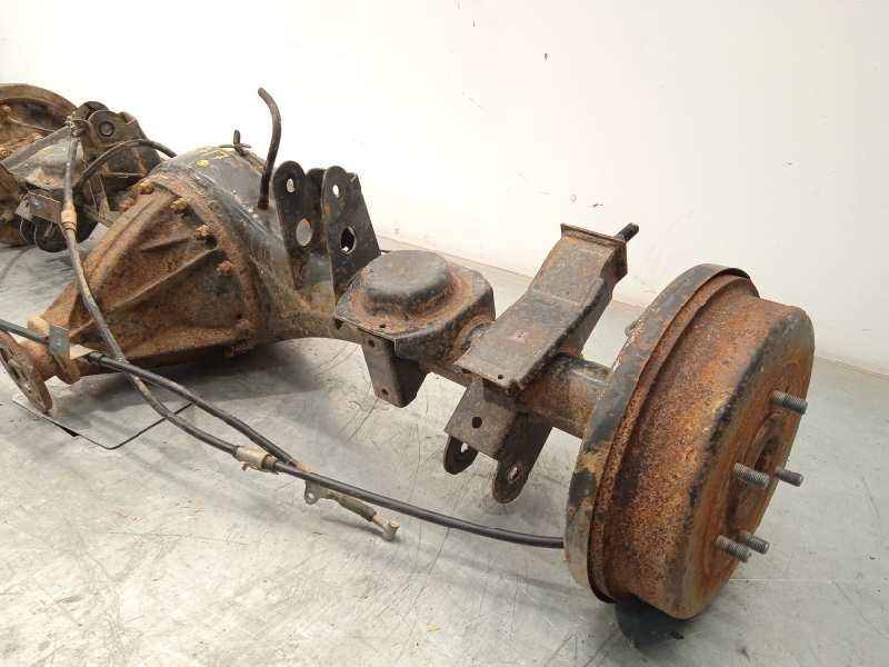 Recambio de puente trasero para nissan terrano/terrano.ii (r20) 2.7 turbodiesel referencia OEM IAM 430100F004  