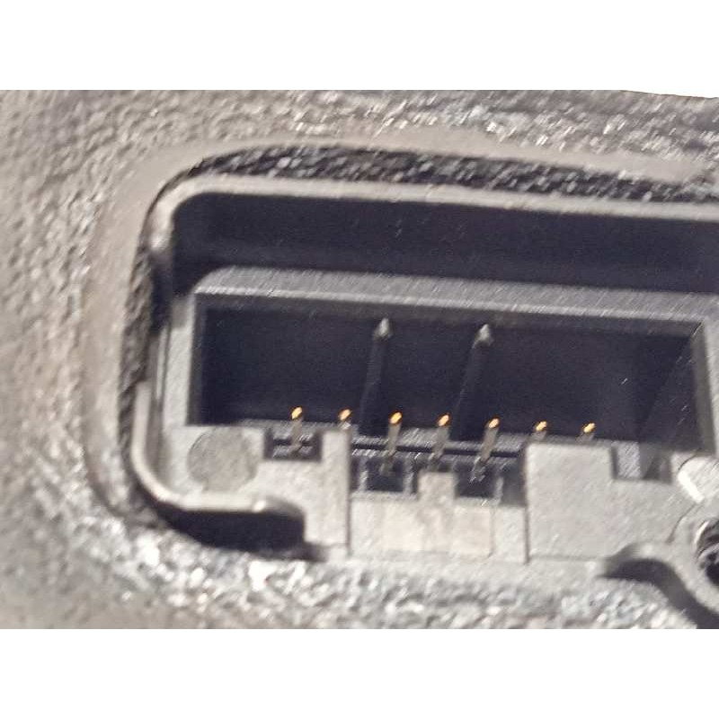 Recambio de cerradura puerta trasera izquierda para skoda fabia 1.0 mpi referencia OEM IAM 5TA839015E  A5E5TA839015E