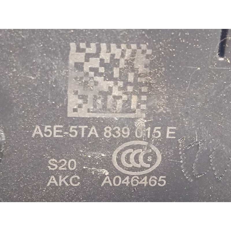 Recambio de cerradura puerta trasera izquierda para skoda fabia 1.0 mpi referencia OEM IAM 5TA839015E  A5E5TA839015E