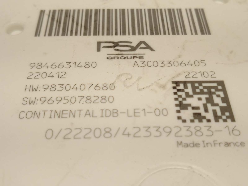 Recambio de caja reles / fusibles para peugeot 308 1.6 allure hybrid referencia OEM IAM 9846631480  