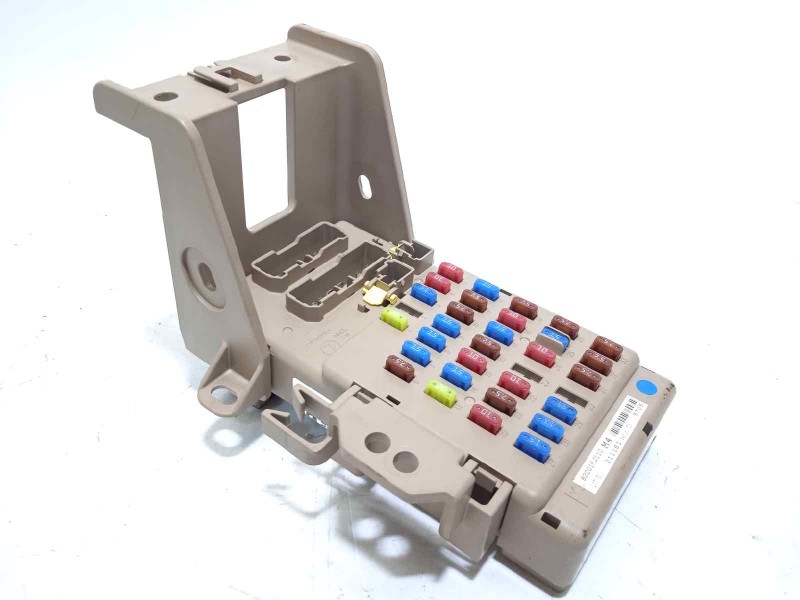 Recambio de caja reles / fusibles para subaru impreza g13 1.6 cat referencia OEM IAM 82201FJ110  