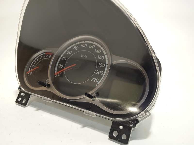 Recambio de cuadro instrumentos para mazda 2 lim. (de) 1.3 16v cat referencia OEM IAM DP75  DP7555471A