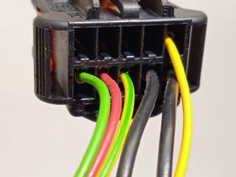 Recambio de retrovisor izquierdo para citroën c3 aircross feel referencia OEM IAM 98179853XT  