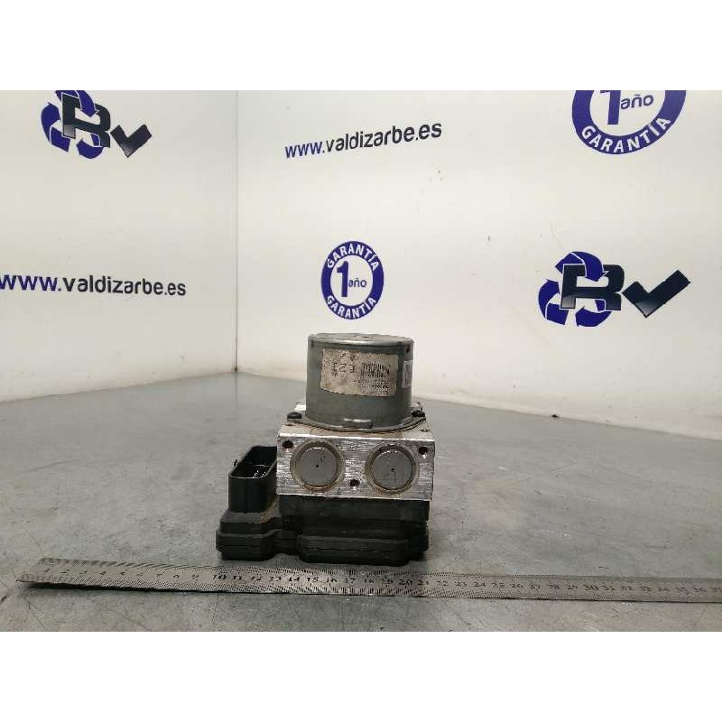 Recambio de abs para kia cee´d drive referencia OEM IAM 58920A2210  A258920500