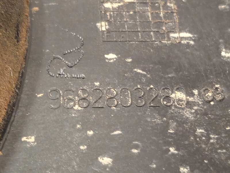 Recambio de tapa exterior combustible para peugeot 3008 premium referencia OEM IAM 9682803280  