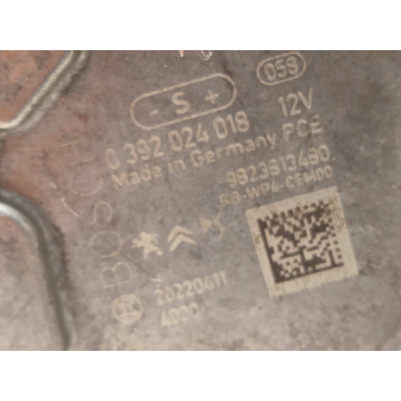 Recambio de bomba agua para peugeot 308 1.6 allure hybrid referencia OEM IAM 9823813480  0392024018