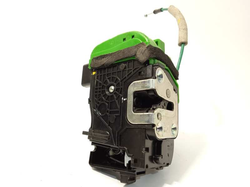 Recambio de cerradura puerta delantera derecha para hyundai i40 cw tecno blue referencia OEM IAM 813203Z020  