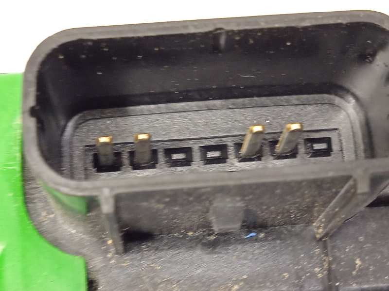 Recambio de cerradura puerta delantera derecha para hyundai i40 cw tecno blue referencia OEM IAM 813203Z020  