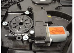 Recambio de elevalunas trasero derecho para hyundai i40 cw tecno blue referencia OEM IAM 814203Z000 F00S1A2937 834603Z010 2