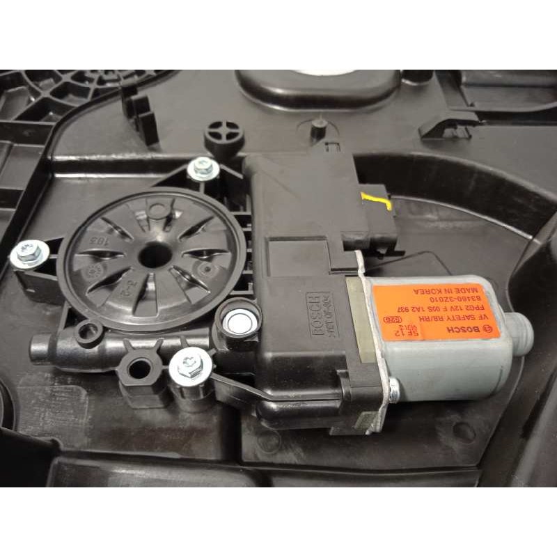 Recambio de elevalunas trasero derecho para hyundai i40 cw tecno blue referencia OEM IAM 814203Z000 F00S1A2937 834603Z010