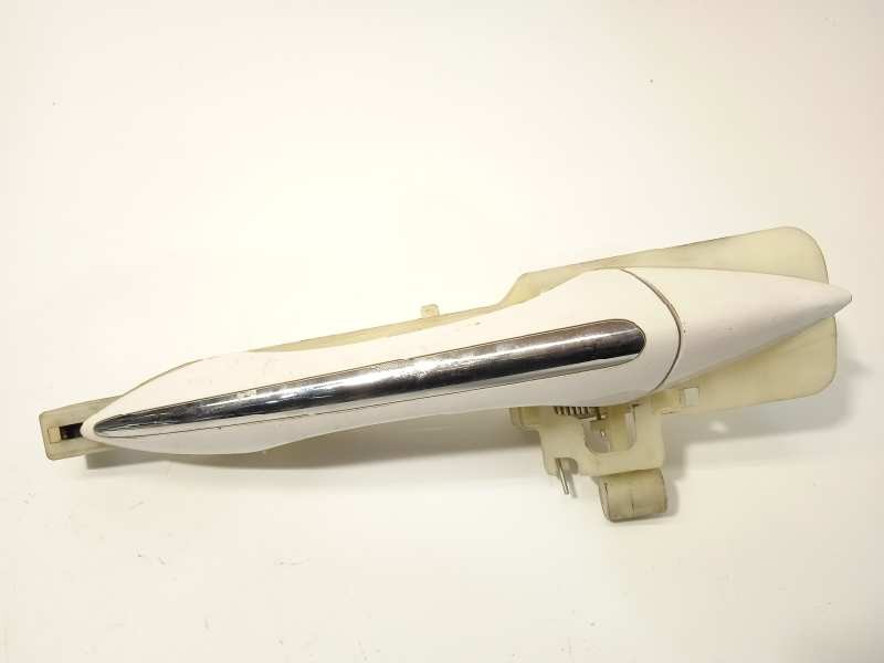 Recambio de maneta exterior trasera izquierda para hyundai i40 cw tecno blue referencia OEM IAM NOREF  