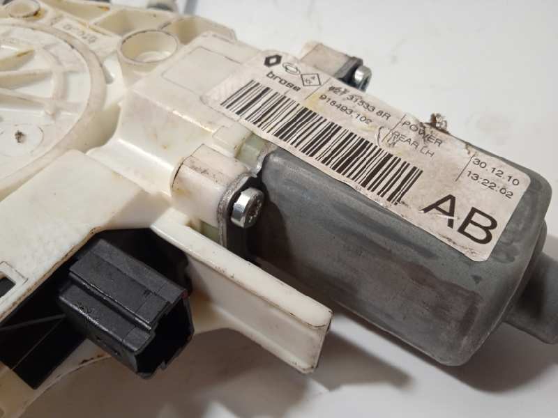 Recambio de elevalunas trasero izquierdo para renault latitude 2.0 dci diesel fap referencia OEM IAM 827210009R  827315338R