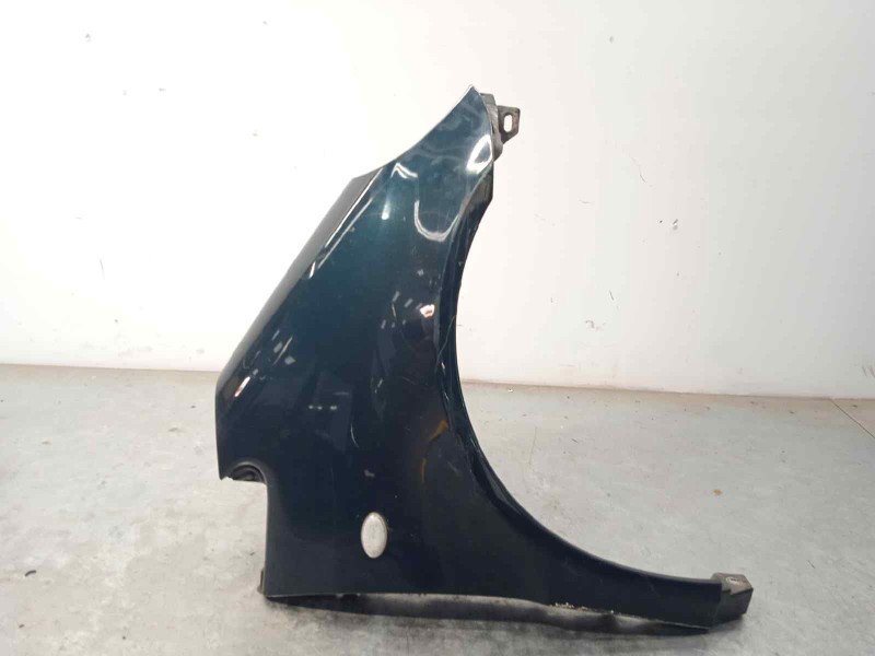 ALETA DELANTERA DERECHA A1688800818 