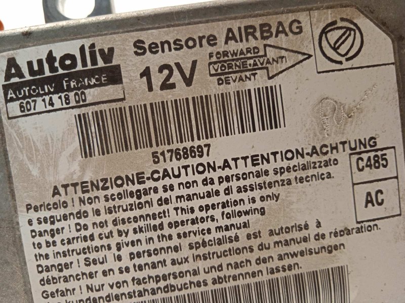 Recambio de centralita airbag para fiat doblo cargo (223) 1.9 jtd cat referencia OEM IAM 51768697  