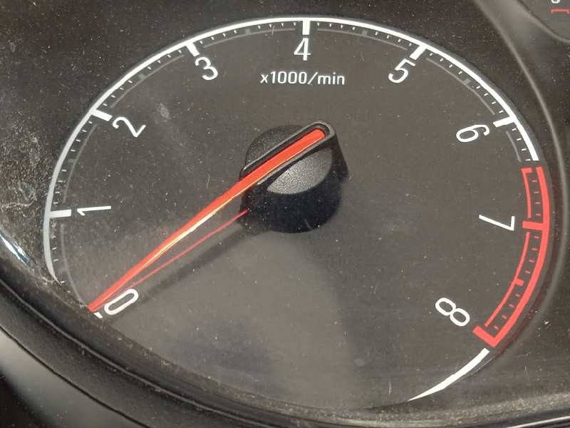 Recambio de cuadro instrumentos para opel corsa e 1.4 referencia OEM IAM 39129457  367030224