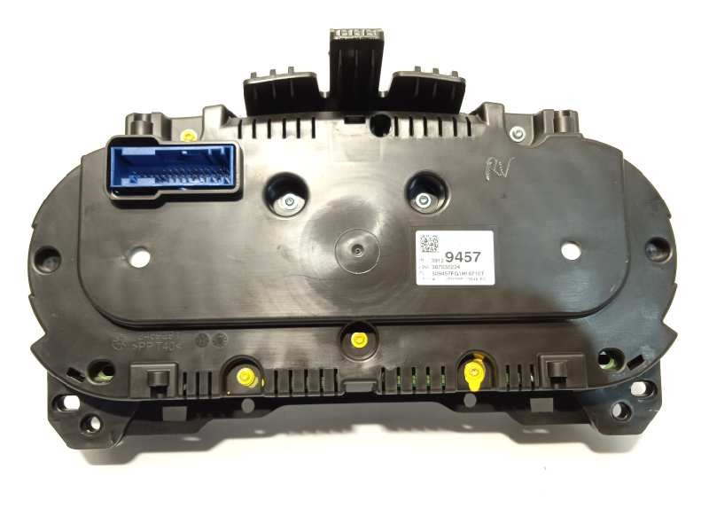 Recambio de cuadro instrumentos para opel corsa e 1.4 referencia OEM IAM 39129457  367030224