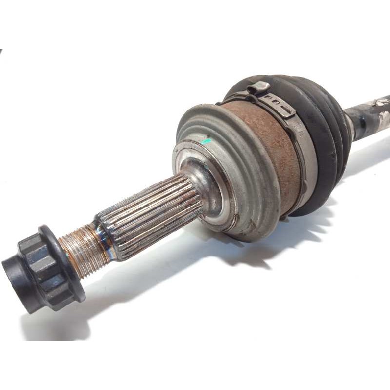 Recambio de transmision delantera derecha para toyota yaris hybrid active referencia OEM IAM 434100D660  