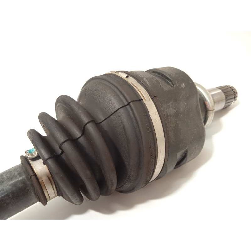 Recambio de transmision delantera derecha para toyota yaris hybrid active referencia OEM IAM 434100D660  