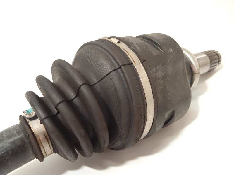 Recambio de transmision delantera derecha para toyota yaris hybrid active referencia OEM IAM 434100D660  