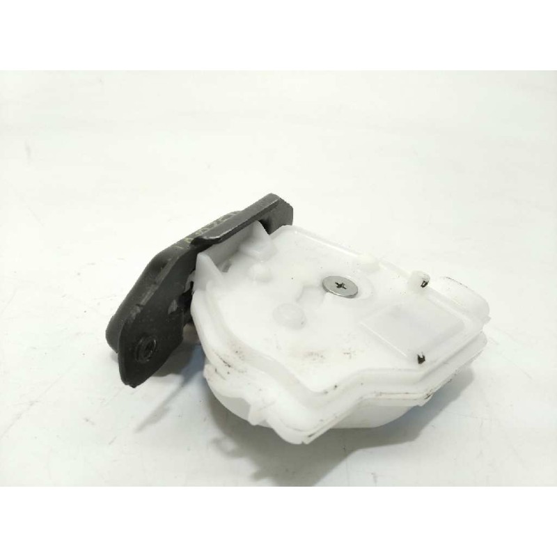 Recambio de cerradura maletero / porton para toyota auris 1.8 16v (híbrido) referencia OEM IAM 6935002090  
