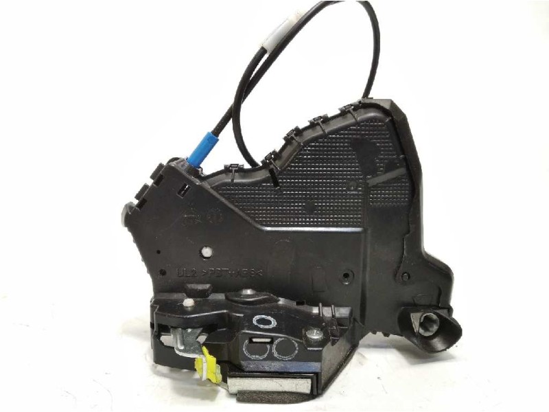 Recambio de cerradura puerta delantera izquierda para toyota auris 1.8 16v (híbrido) referencia OEM IAM 6904002211  
