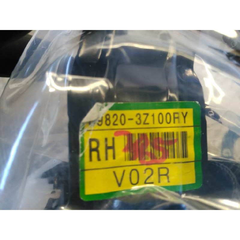 Recambio de cinturon seguridad trasero derecho para hyundai i40 1.7 crdi cat referencia OEM IAM 898203Z100RY  