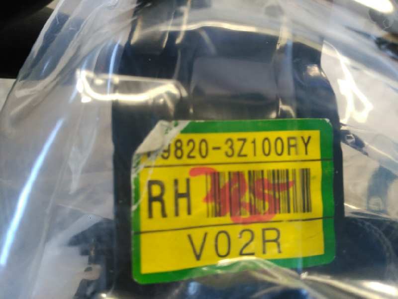 Recambio de cinturon seguridad trasero derecho para hyundai i40 1.7 crdi cat referencia OEM IAM 898203Z100RY  