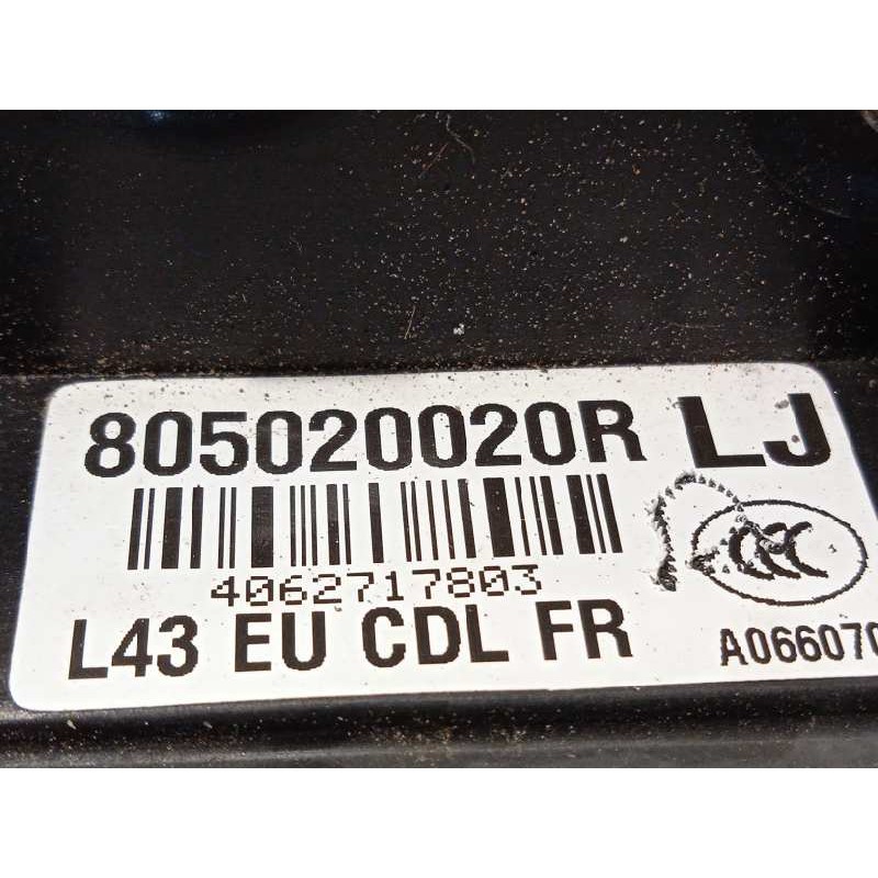 Recambio de cerradura puerta delantera derecha para renault latitude 2.0 dci diesel fap referencia OEM IAM 805020020R  