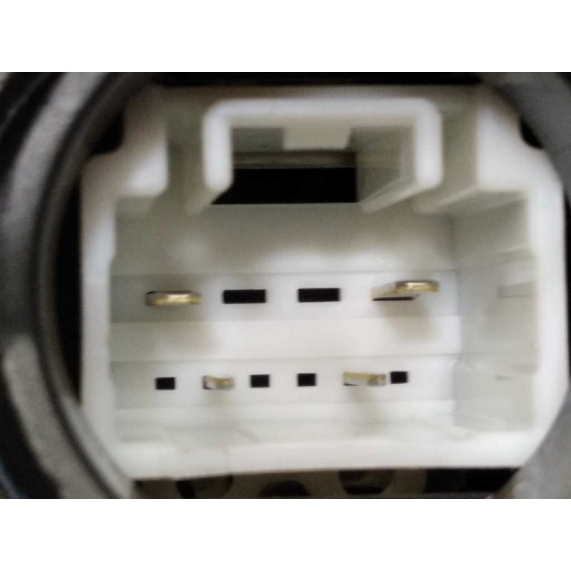 Recambio de cerradura puerta trasera derecha para toyota auris 1.8 16v (híbrido) referencia OEM IAM 6905005051  