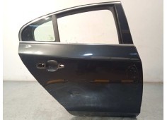 Recambio de puerta trasera derecha para volvo s60 lim. 2.0 diesel cat referencia OEM IAM 32228975  